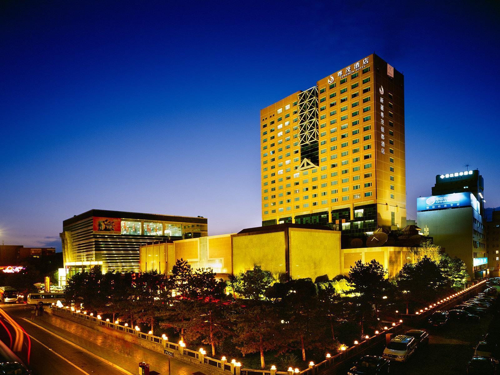 Luxemon Xinjiang Yindu Hotel Urumqi Exterior foto